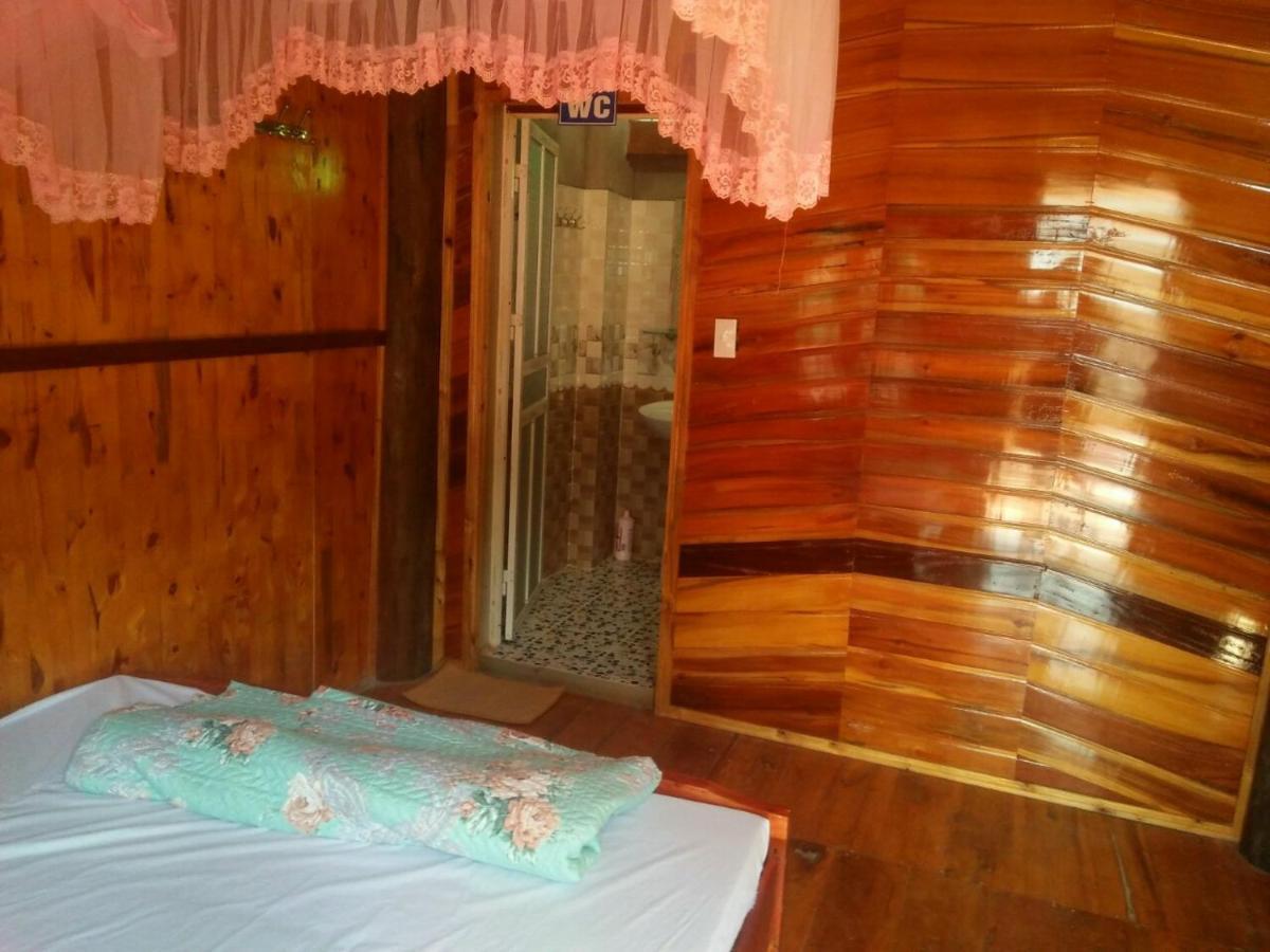 Tran Xuan Homestay Ba Be Village Extérieur photo