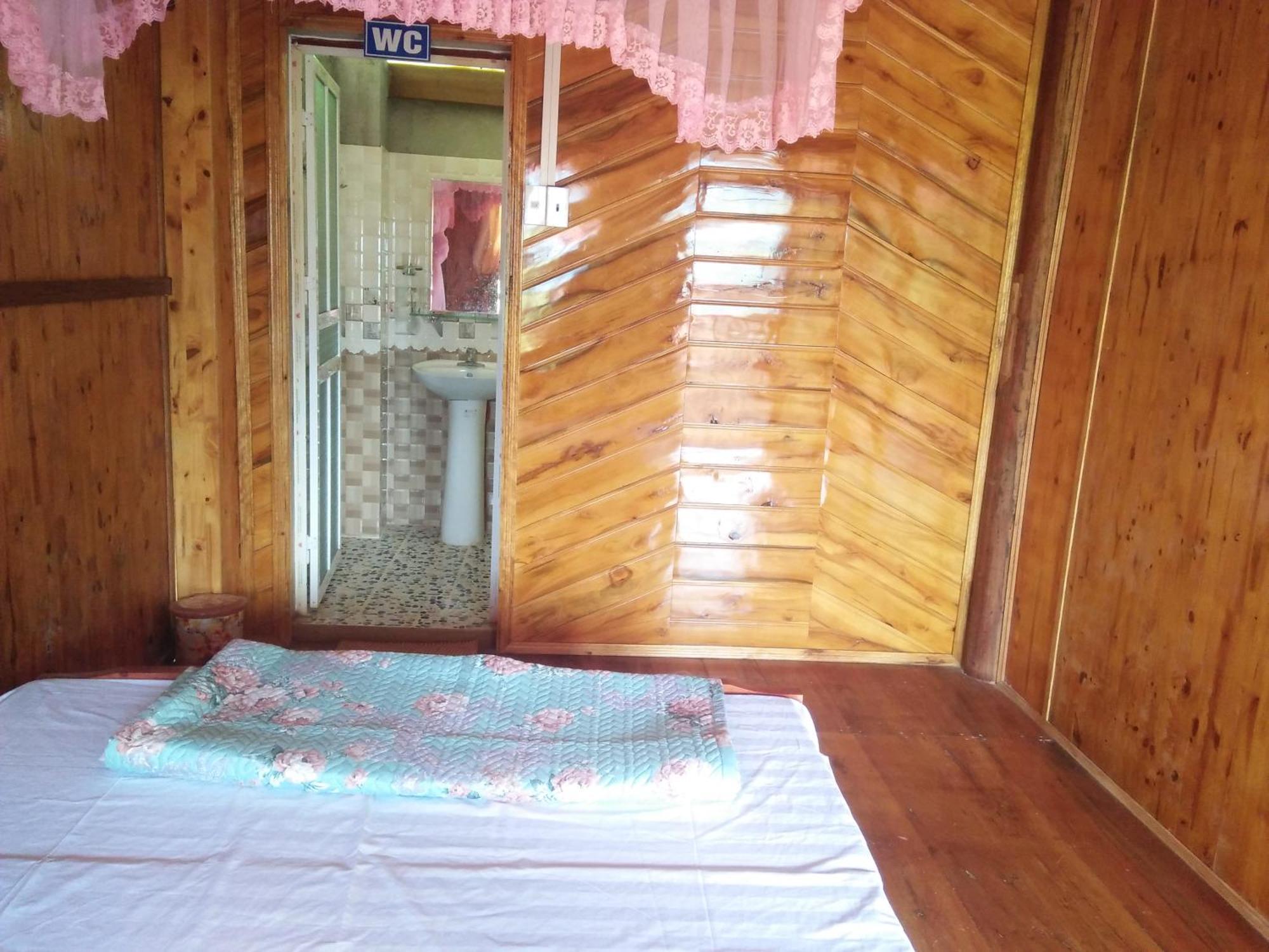Tran Xuan Homestay Ba Be Village Chambre photo