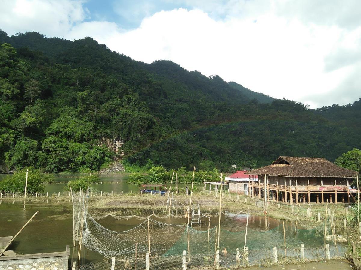 Tran Xuan Homestay Ba Be Village Extérieur photo