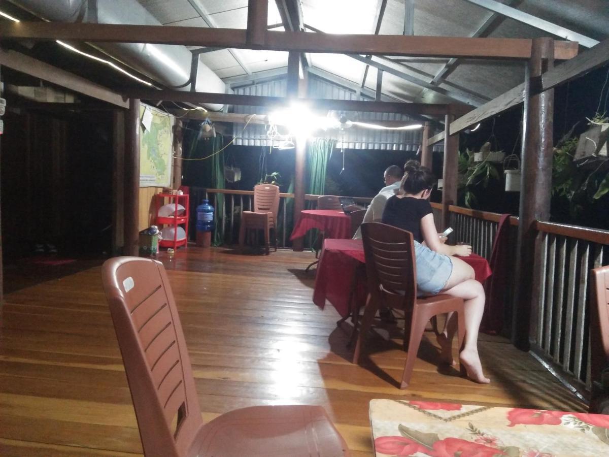 Tran Xuan Homestay Ba Be Village Extérieur photo